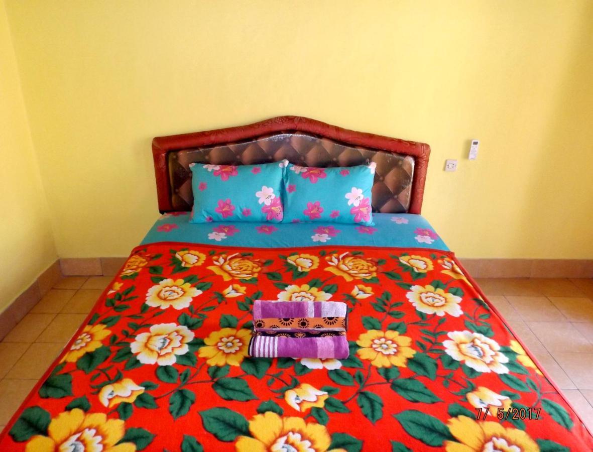 Aura Guest House Гили-Эйр Экстерьер фото